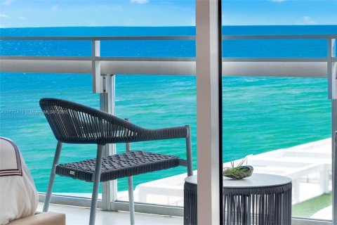 Copropriété à louer à Miami Beach, Floride: 2 chambres, 102.47 m2 № 1619901 - photo 9