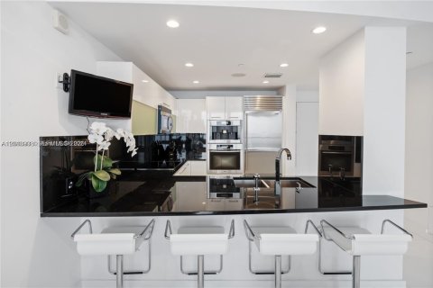 Condo in Sunny Isles Beach, Florida, 1 bedroom  № 2076167 - photo 8