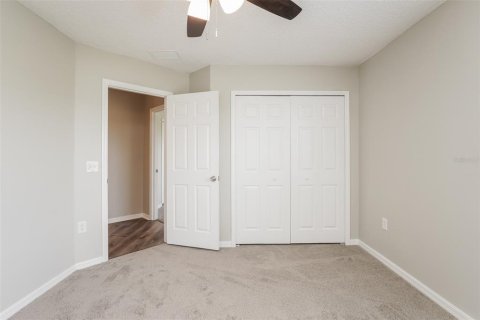 Villa ou maison à louer à Kissimmee, Floride: 4 chambres, 264.49 m2 № 2406495 - photo 13
