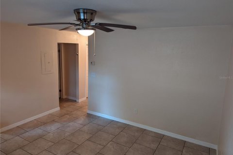 Appartement à louer à Tampa, Floride: 2 chambres, 72.74 m2 № 1142985 - photo 9