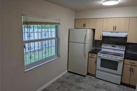 Appartement à louer à Tampa, Floride: 2 chambres, 72.74 m2 № 1142985 - photo 3
