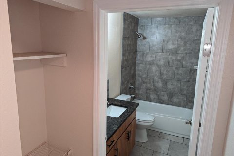 Appartement à louer à Tampa, Floride: 2 chambres, 72.74 m2 № 1142985 - photo 10
