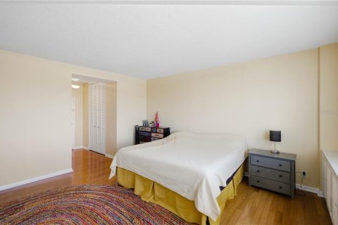 Condo in Clearwater, Florida, 2 bedrooms  № 2230890 - photo 19