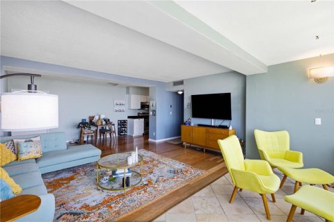 Condo in Clearwater, Florida, 2 bedrooms  № 2230890 - photo 9