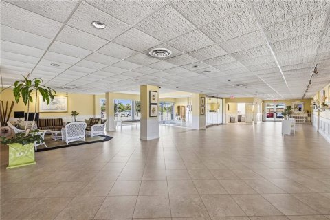 Condo in Clearwater, Florida, 2 bedrooms  № 2230890 - photo 27