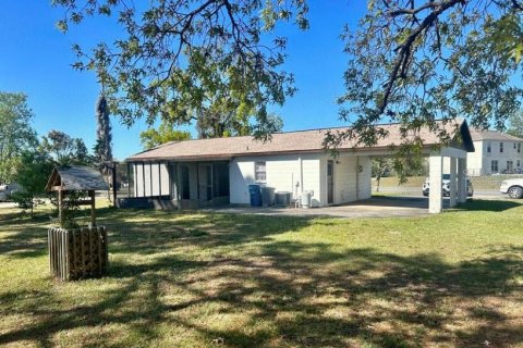 House in Spring Hill, Florida 2 bedrooms, 85.84 sq.m. № 1592852 - photo 12