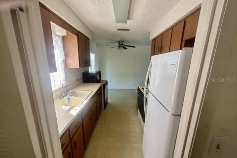 House in Spring Hill, Florida 2 bedrooms, 85.84 sq.m. № 1592852 - photo 17