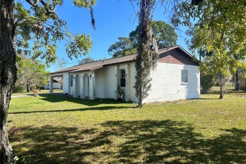 House in Spring Hill, Florida 2 bedrooms, 85.84 sq.m. № 1592852 - photo 2