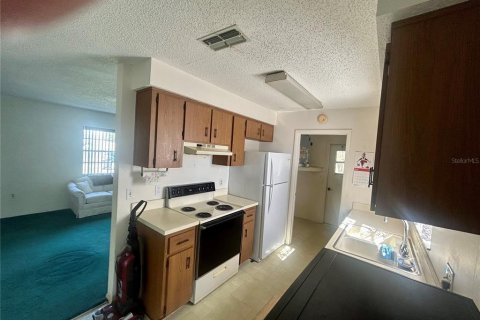 House in Spring Hill, Florida 2 bedrooms, 85.84 sq.m. № 1592852 - photo 19
