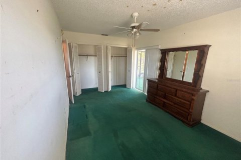 House in Spring Hill, Florida 2 bedrooms, 85.84 sq.m. № 1592852 - photo 27