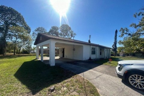 House in Spring Hill, Florida 2 bedrooms, 85.84 sq.m. № 1592852 - photo 15