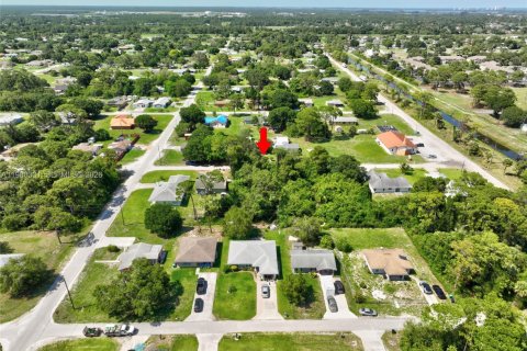 Land in St. Lucie, Florida № 2158601 - photo 9