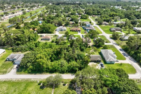 Land in St. Lucie, Florida № 2158601 - photo 12