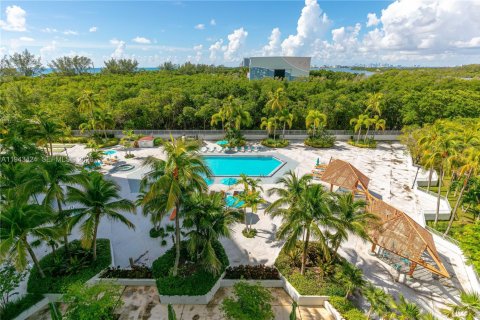 Condominio en venta en Sunny Isles Beach, Florida, 2 dormitorios, 126.07 m2 № 2000307 - foto 29