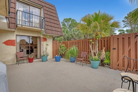 Touwnhouse à vendre à Stuart, Floride: 2 chambres, 119.66 m2 № 2249722 - photo 5