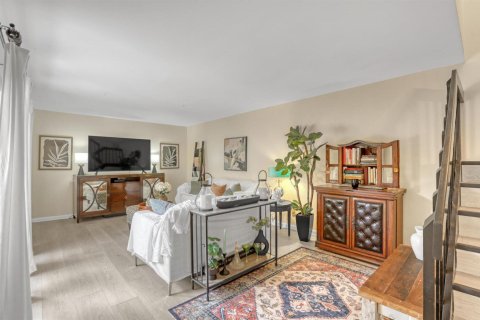 Touwnhouse à vendre à Stuart, Floride: 2 chambres, 119.66 m2 № 2249722 - photo 2