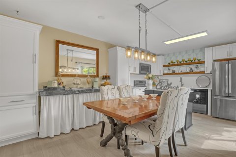 Touwnhouse à vendre à Stuart, Floride: 2 chambres, 119.66 m2 № 2249722 - photo 3