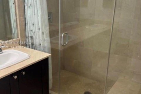 Снять в аренду кондоминиум в Корал-Гейблс, Флорида 2 спальни, 90.12м2, № 2009026 - фото 7