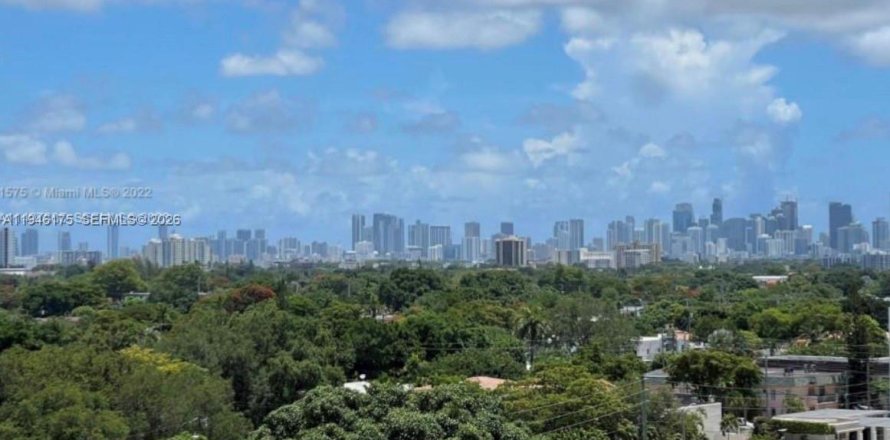 Кондоминиум с 2 спальнями в Корал-Гейблс, Флорида № 2009026