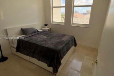 Снять в аренду кондоминиум в Корал-Гейблс, Флорида 2 спальни, 90.12м2, № 2009026 - фото 5