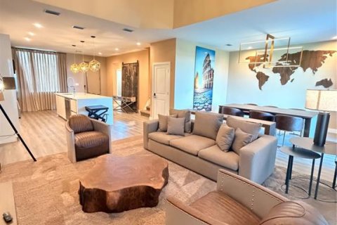 Townhouse in Kissimmee, Florida 3 bedrooms, 197.7 sq.m. № 2358810 - photo 2