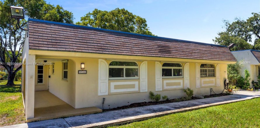 Casa en Miami, Florida 2 dormitorios, 103.31 m2 № 1922915