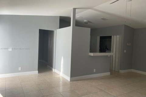 Villa ou maison à vendre à North Lauderdale, Floride: 3 chambres, 119.66 m2 № 1952426 - photo 3