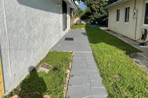 Villa ou maison à vendre à North Lauderdale, Floride: 3 chambres, 119.66 m2 № 1952426 - photo 7