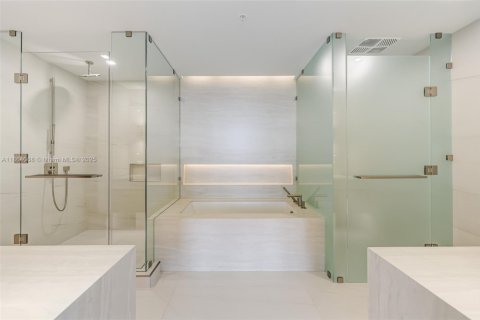 Condo in Pompano Beach, Florida, 3 bedrooms  № 1891193 - photo 8
