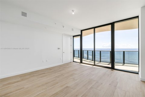 Condo in Pompano Beach, Florida, 3 bedrooms  № 1891193 - photo 29