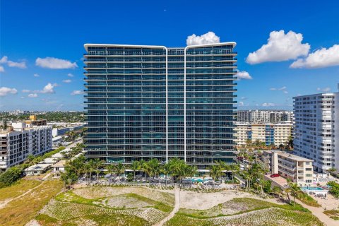 Condo in Pompano Beach, Florida, 3 bedrooms  № 1891193 - photo 10