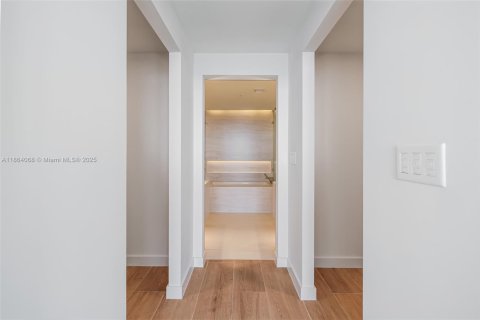 Condo in Pompano Beach, Florida, 3 bedrooms  № 1891193 - photo 30