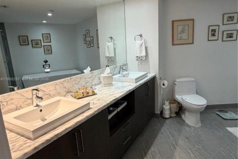 Купить кондоминиум в Майами, Флорида 2 спальни, 215.53м2, № 2050341 - фото 10