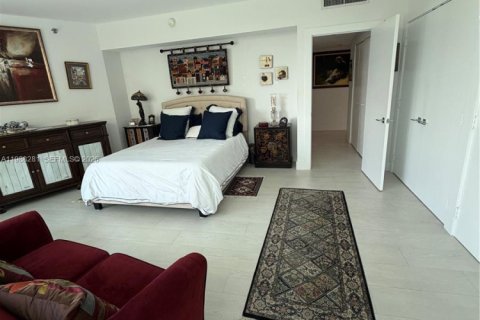 Купить кондоминиум в Майами, Флорида 2 спальни, 215.53м2, № 2050341 - фото 17