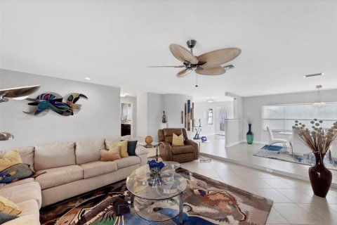 House in Englewood, Florida 3 bedrooms, 237.74 sq.m. № 1626278 - photo 9