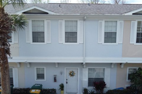 Таунхаус в Нейплс, Флорида 2 спальни, 118.17м2 № 2066660