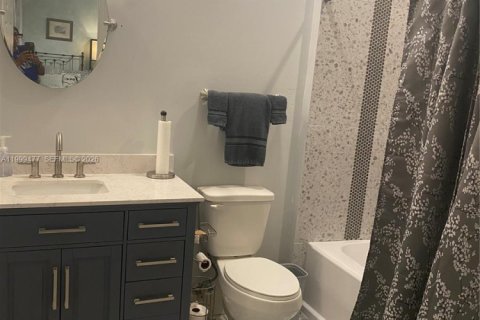 Снять в аренду таунхаус в Нейплс, Флорида 2 спальни, 118.17м2, № 2066660 - фото 30