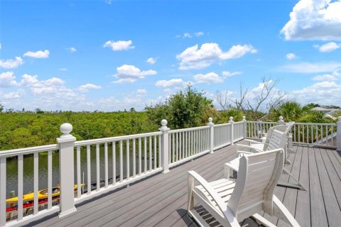 Casa en venta en Holmes Beach, Florida, 3 dormitorios, 259.75 m2 № 1774031 - foto 30