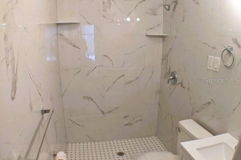 Снять в аренду квартиру в Нокомис, Флорида 5 комнат, 65.03м2, № 1336215 - фото 14