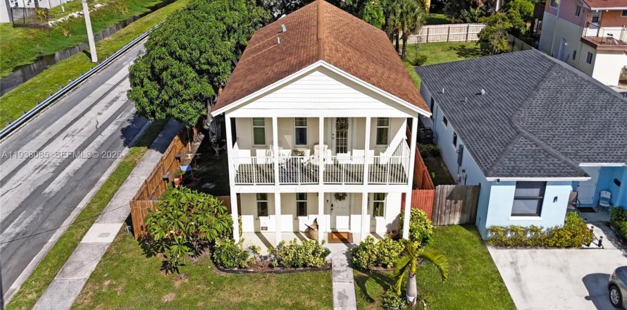 Villa ou maison à West Palm Beach, Floride 4 chambres, 183.57 m2 № 1995764