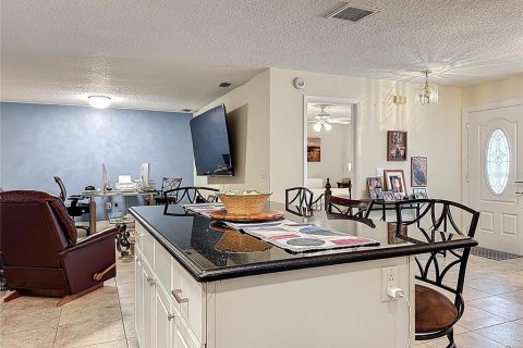 Casa en venta en Orlando, Florida, 2 dormitorios, 110.18 m2 № 1915376 - foto 18