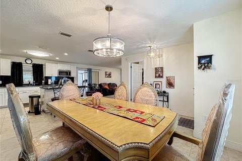 Casa en venta en Orlando, Florida, 2 dormitorios, 110.18 m2 № 1915376 - foto 20