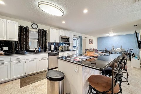 Casa en venta en Orlando, Florida, 2 dormitorios, 110.18 m2 № 1915376 - foto 13
