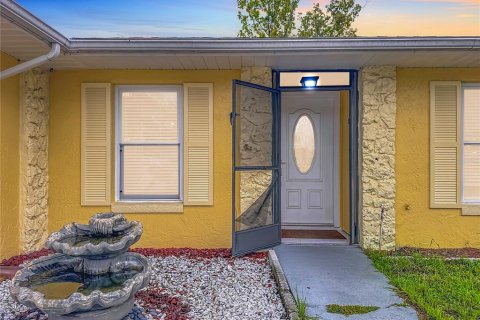 Casa en venta en Orlando, Florida, 2 dormitorios, 110.18 m2 № 1915376 - foto 2