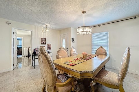 Casa en venta en Orlando, Florida, 2 dormitorios, 110.18 m2 № 1915376 - foto 22
