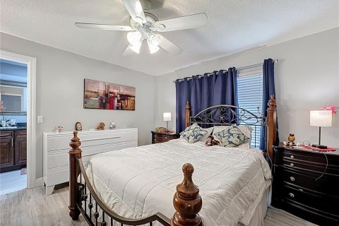 Casa en venta en Orlando, Florida, 2 dormitorios, 110.18 m2 № 1915376 - foto 26