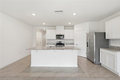 Villa ou maison à louer à Haines City, Floride: 4 chambres, 169.83 m2 № 2119611 - photo 7