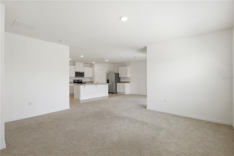 Villa ou maison à louer à Haines City, Floride: 4 chambres, 169.83 m2 № 2119611 - photo 12