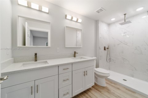 House in Ocala, Florida 3 bedrooms № 2044261 - photo 6