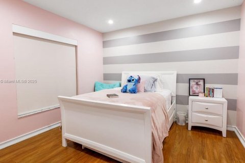 Villa ou maison à vendre à Pembroke Pines, Floride: 3 chambres, 140.19 m2 № 1882180 - photo 14